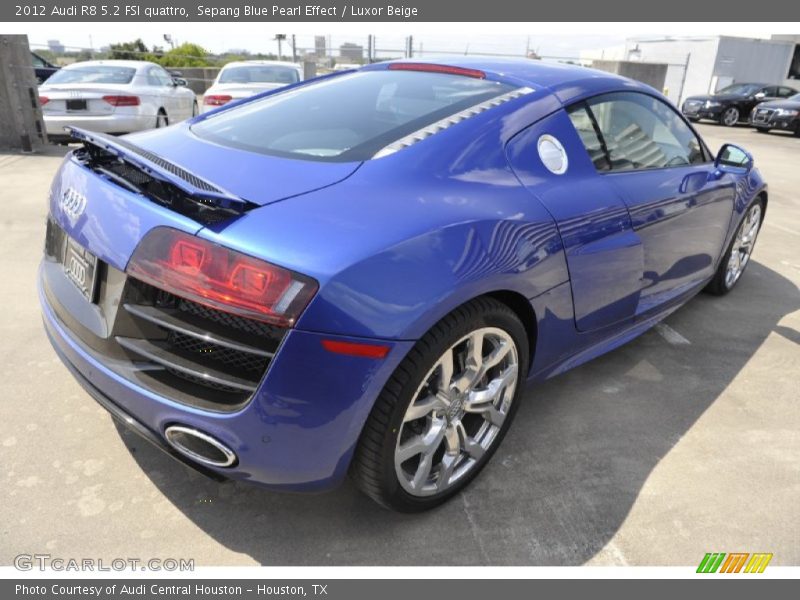  2012 R8 5.2 FSI quattro Sepang Blue Pearl Effect