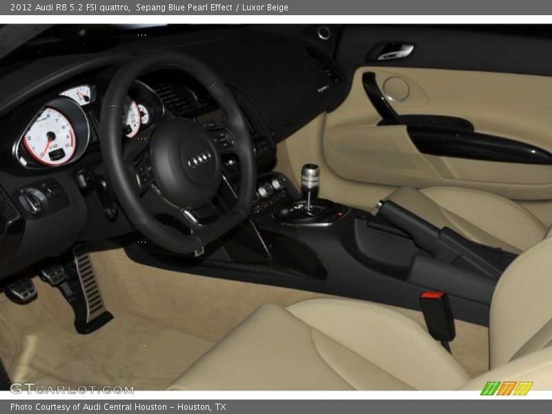  2012 R8 5.2 FSI quattro Luxor Beige Interior