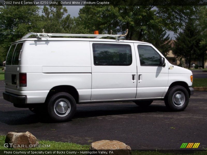 Oxford White / Medium Graphite 2002 Ford E Series Van E250 Utility