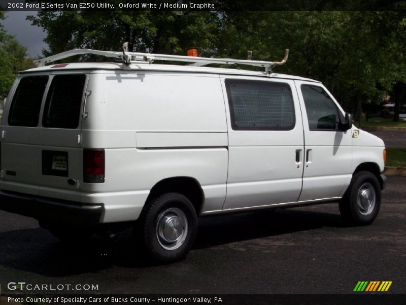 Oxford White / Medium Graphite 2002 Ford E Series Van E250 Utility