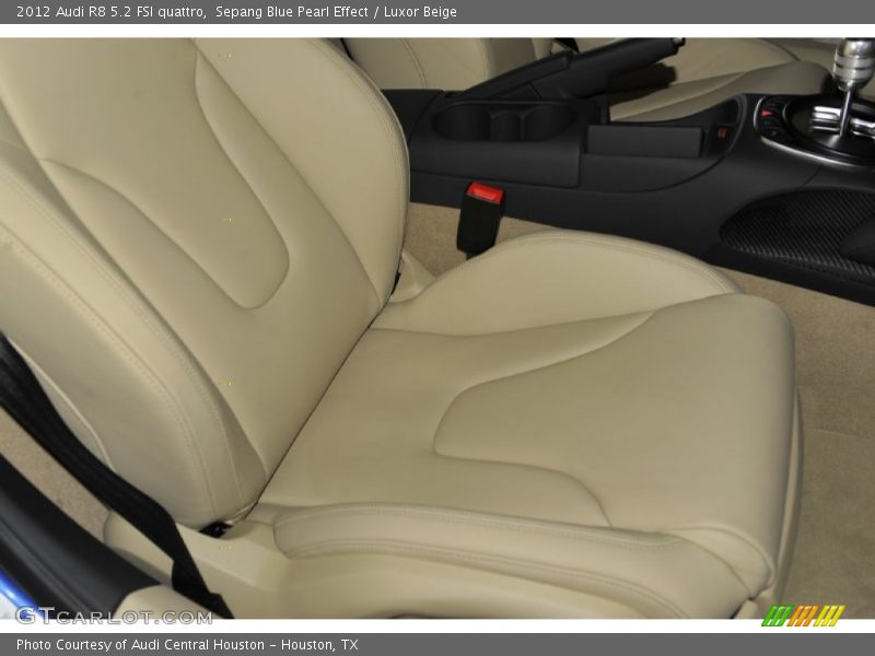  2012 R8 5.2 FSI quattro Luxor Beige Interior