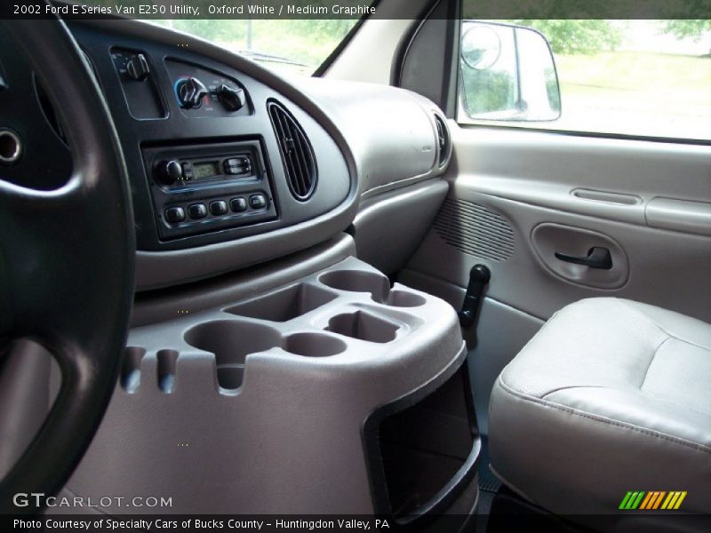 Oxford White / Medium Graphite 2002 Ford E Series Van E250 Utility