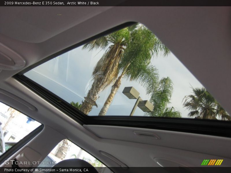 Arctic White / Black 2009 Mercedes-Benz E 350 Sedan