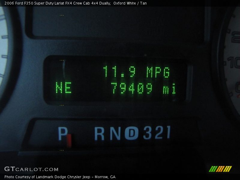 Oxford White / Tan 2006 Ford F350 Super Duty Lariat FX4 Crew Cab 4x4 Dually
