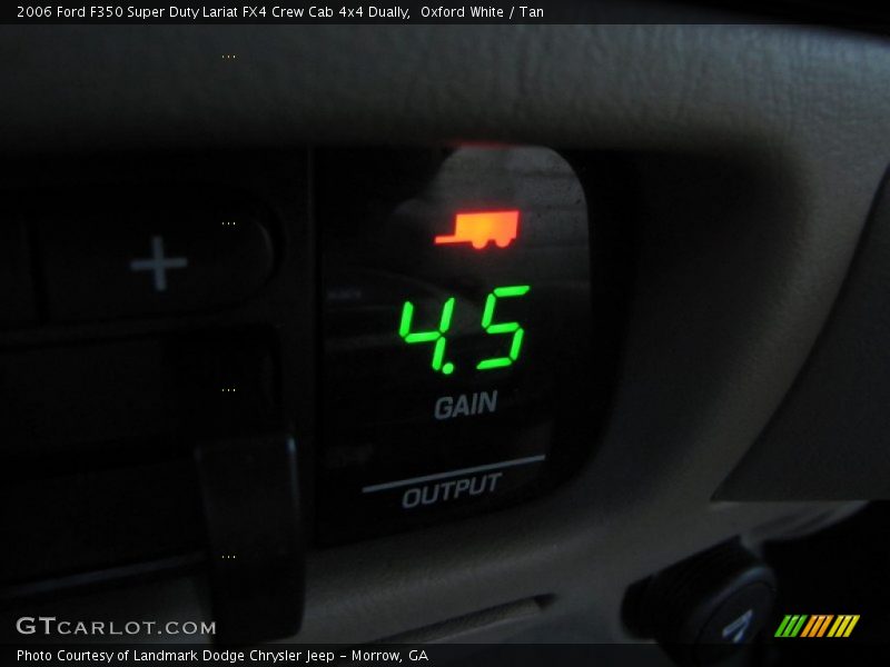 Oxford White / Tan 2006 Ford F350 Super Duty Lariat FX4 Crew Cab 4x4 Dually