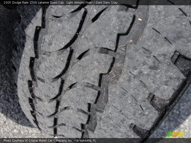 Light Almond Pearl / Dark Slate Gray 2005 Dodge Ram 1500 Laramie Quad Cab