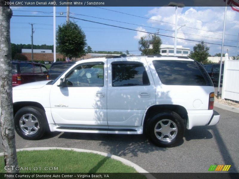 Summit White / Sandstone 2004 GMC Yukon Denali AWD