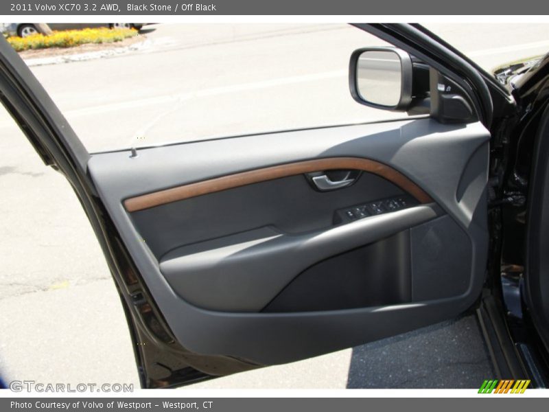 Black Stone / Off Black 2011 Volvo XC70 3.2 AWD