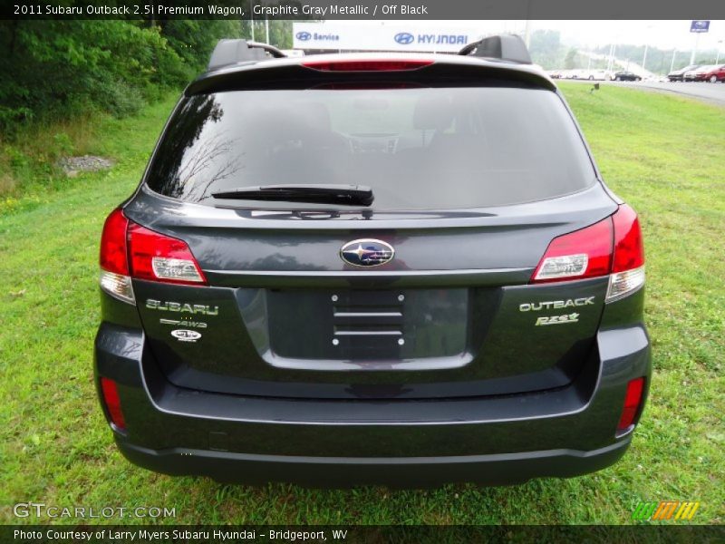 Graphite Gray Metallic / Off Black 2011 Subaru Outback 2.5i Premium Wagon