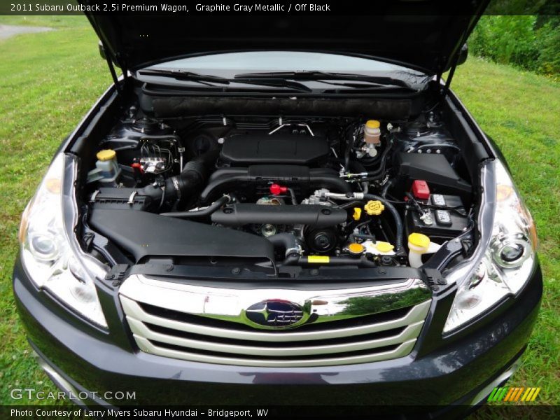 Graphite Gray Metallic / Off Black 2011 Subaru Outback 2.5i Premium Wagon
