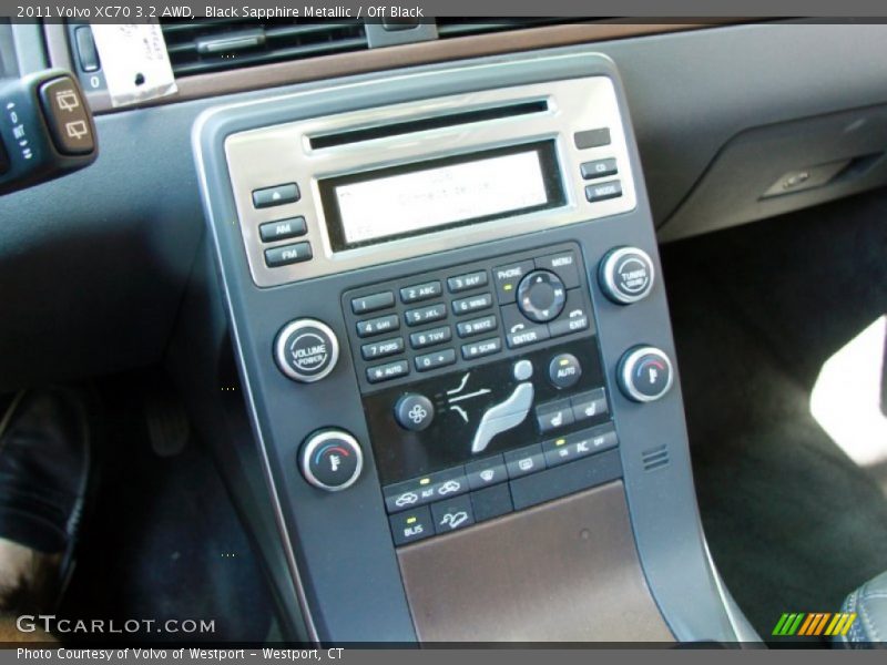 Black Sapphire Metallic / Off Black 2011 Volvo XC70 3.2 AWD