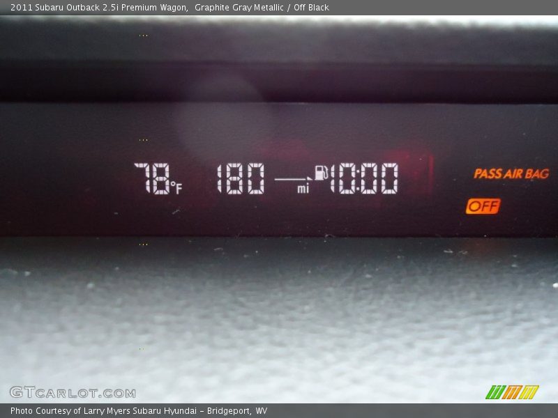 Graphite Gray Metallic / Off Black 2011 Subaru Outback 2.5i Premium Wagon