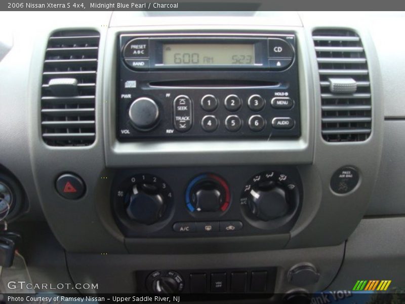 Midnight Blue Pearl / Charcoal 2006 Nissan Xterra S 4x4