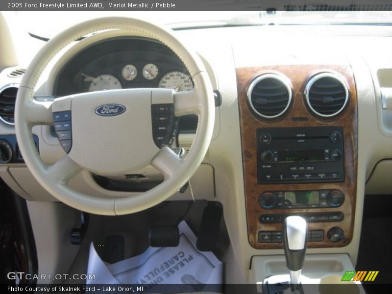 Merlot Metallic / Pebble 2005 Ford Freestyle Limited AWD
