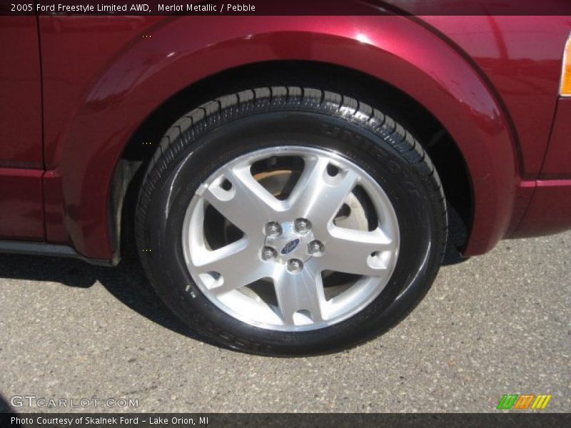 Merlot Metallic / Pebble 2005 Ford Freestyle Limited AWD