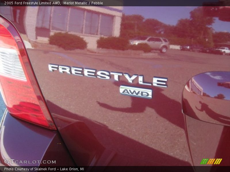 Merlot Metallic / Pebble 2005 Ford Freestyle Limited AWD