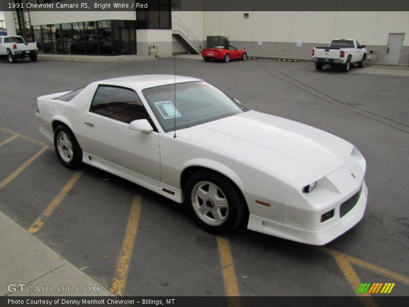 Front 3/4 View of 1991 Camaro RS