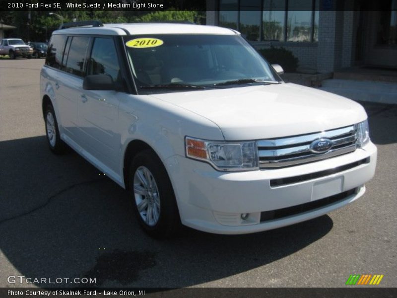 White Suede / Medium Light Stone 2010 Ford Flex SE
