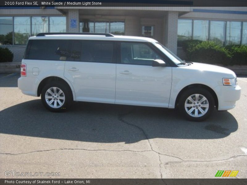 White Suede / Medium Light Stone 2010 Ford Flex SE