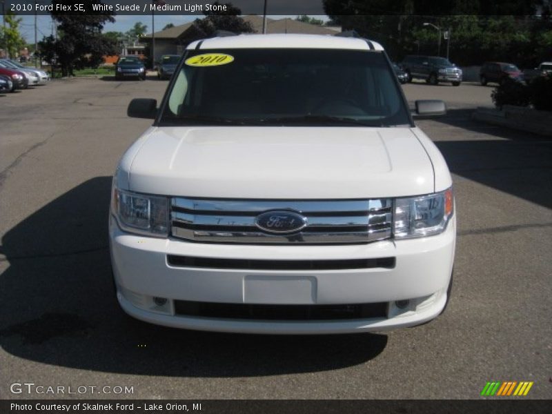 White Suede / Medium Light Stone 2010 Ford Flex SE