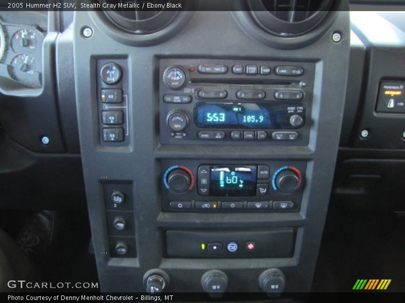 Controls of 2005 H2 SUV