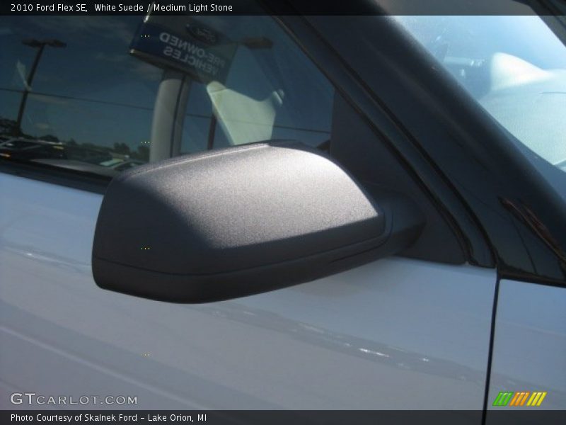 White Suede / Medium Light Stone 2010 Ford Flex SE
