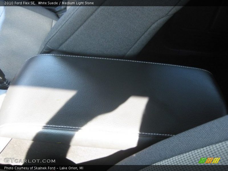 White Suede / Medium Light Stone 2010 Ford Flex SE