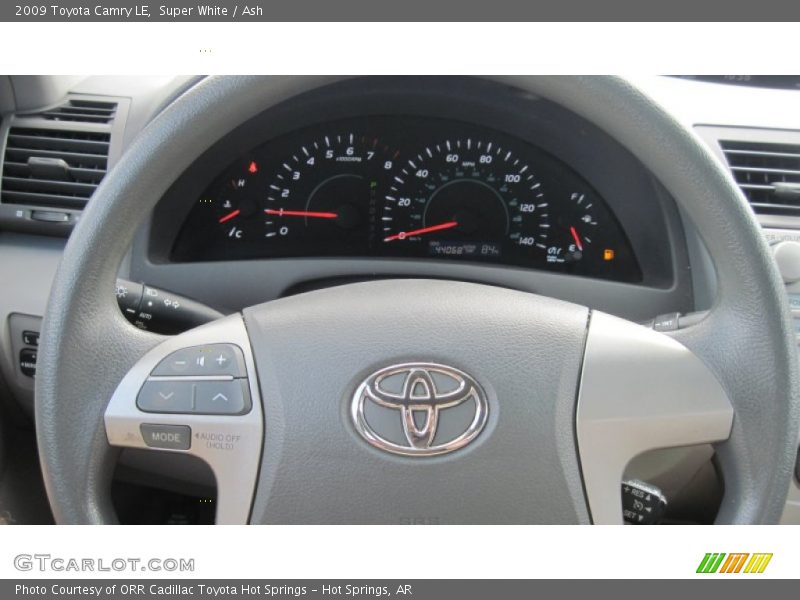 Super White / Ash 2009 Toyota Camry LE