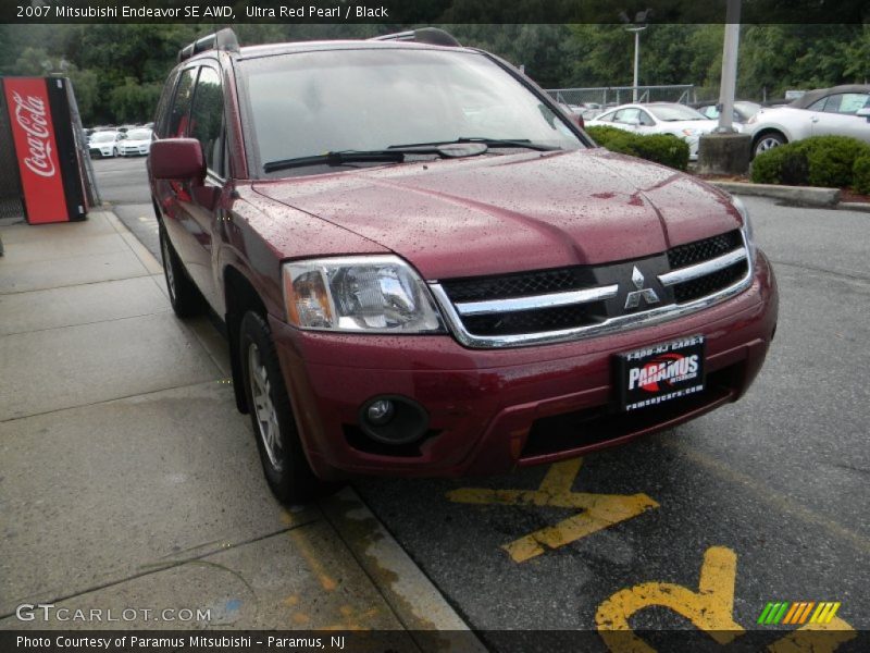 Ultra Red Pearl / Black 2007 Mitsubishi Endeavor SE AWD