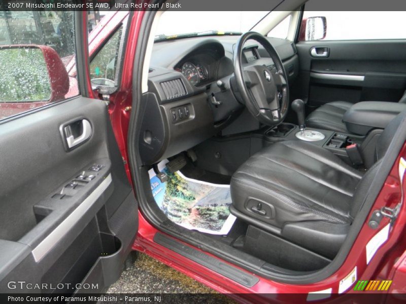 Ultra Red Pearl / Black 2007 Mitsubishi Endeavor SE AWD