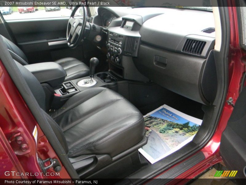 Ultra Red Pearl / Black 2007 Mitsubishi Endeavor SE AWD