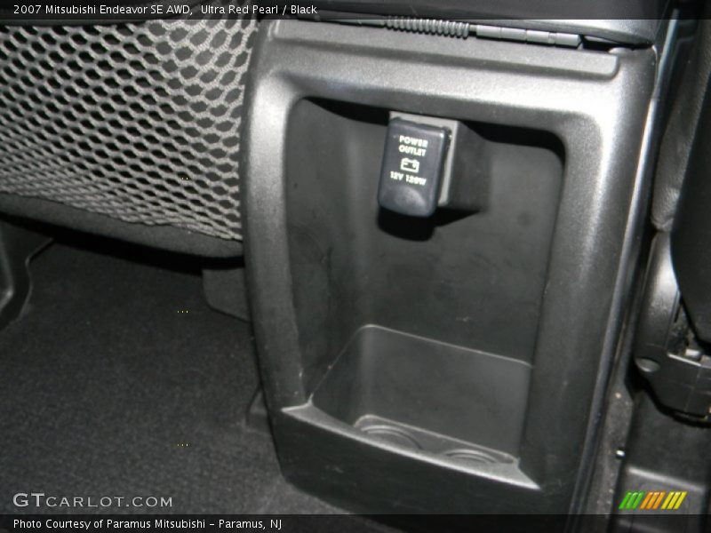 Ultra Red Pearl / Black 2007 Mitsubishi Endeavor SE AWD