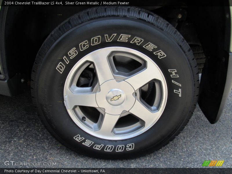 Silver Green Metallic / Medium Pewter 2004 Chevrolet TrailBlazer LS 4x4
