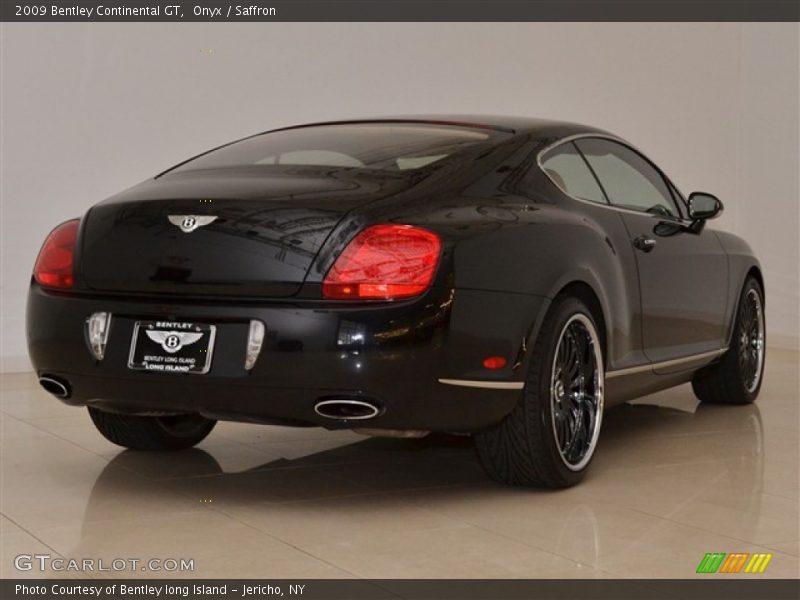 Onyx / Saffron 2009 Bentley Continental GT