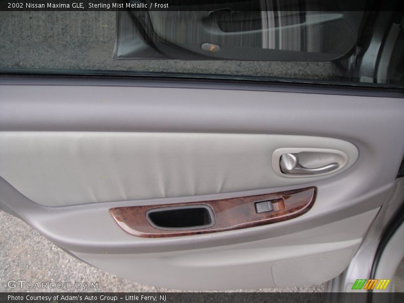 Sterling Mist Metallic / Frost 2002 Nissan Maxima GLE