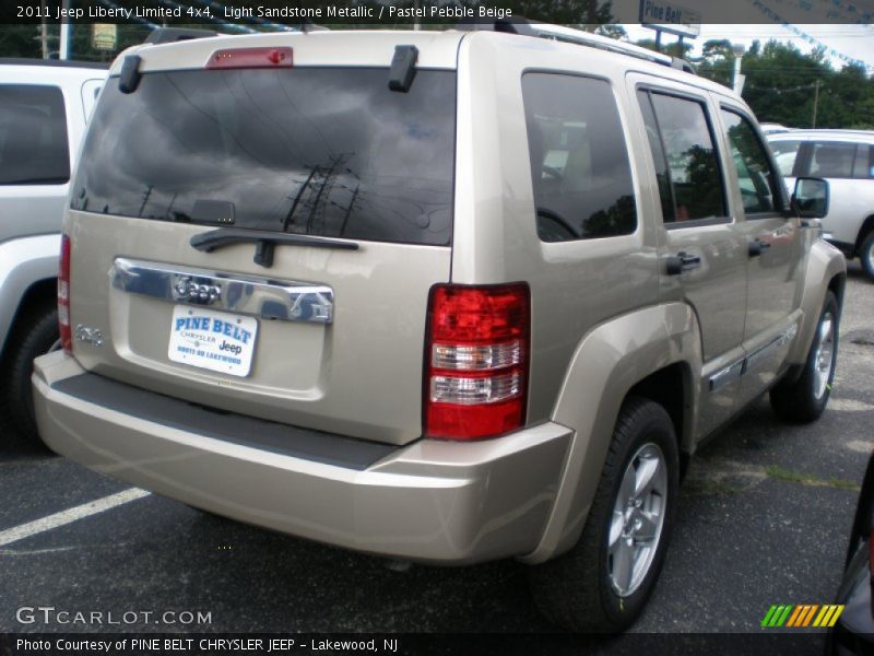 Light Sandstone Metallic / Pastel Pebble Beige 2011 Jeep Liberty Limited 4x4