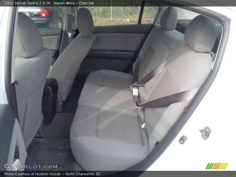 Aspen White / Charcoal 2012 Nissan Sentra 2.0 SR