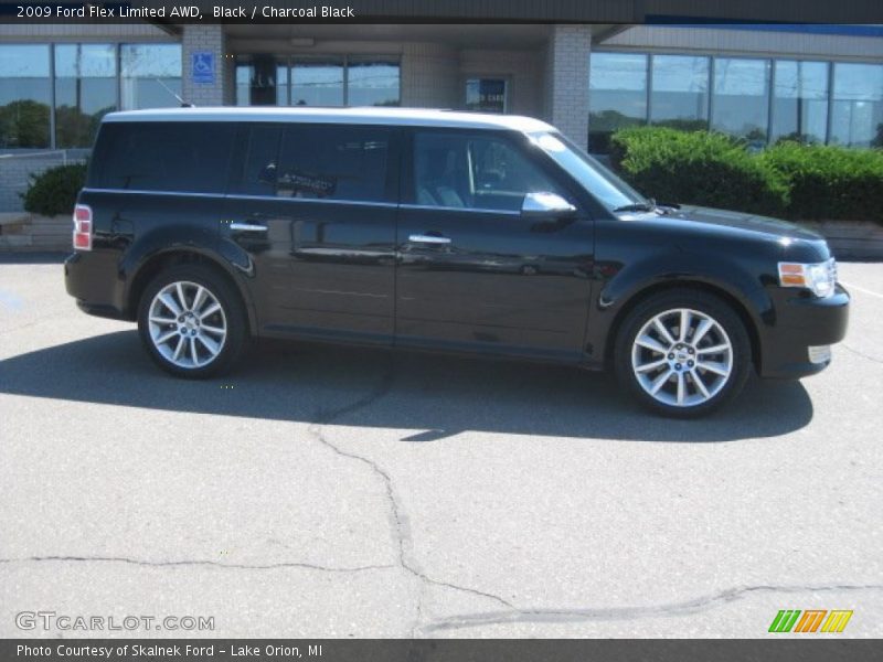 Black / Charcoal Black 2009 Ford Flex Limited AWD