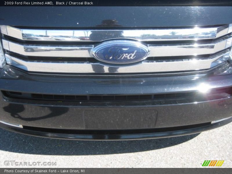 Black / Charcoal Black 2009 Ford Flex Limited AWD