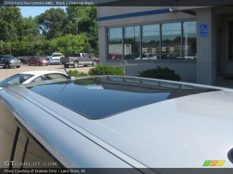 Black / Charcoal Black 2009 Ford Flex Limited AWD