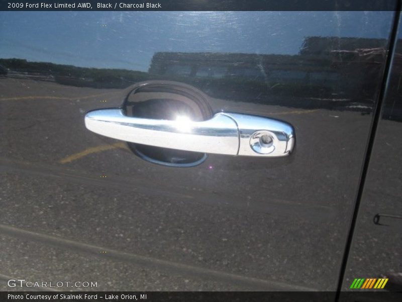 Black / Charcoal Black 2009 Ford Flex Limited AWD