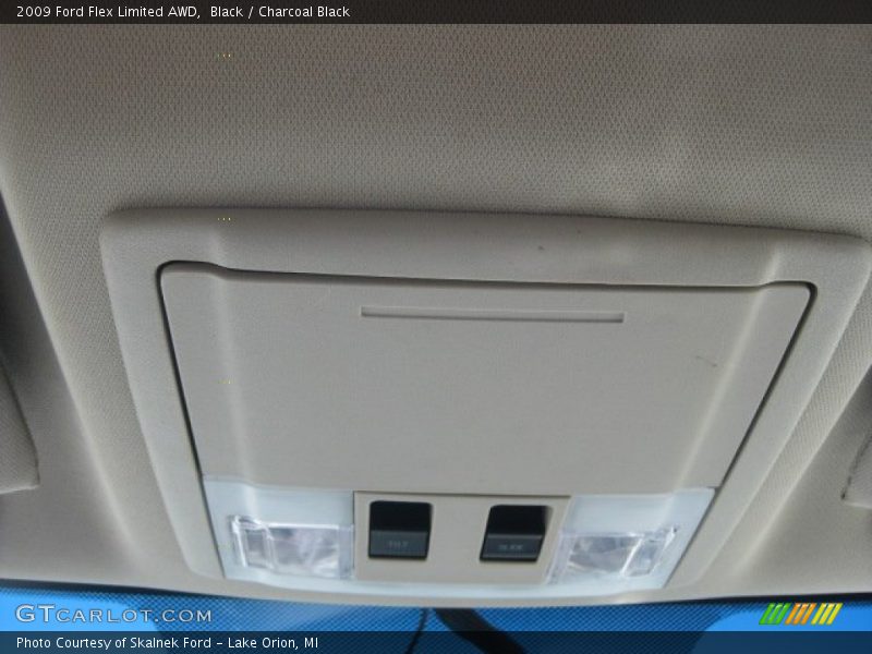 Black / Charcoal Black 2009 Ford Flex Limited AWD