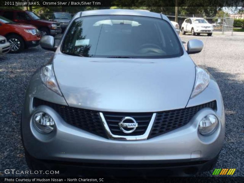 Chrome Silver / Black/Silver Trim 2011 Nissan Juke S
