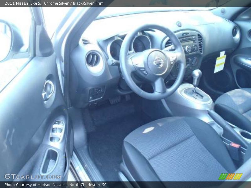 Chrome Silver / Black/Silver Trim 2011 Nissan Juke S