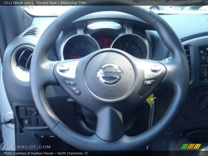 Chrome Silver / Black/Silver Trim 2011 Nissan Juke S