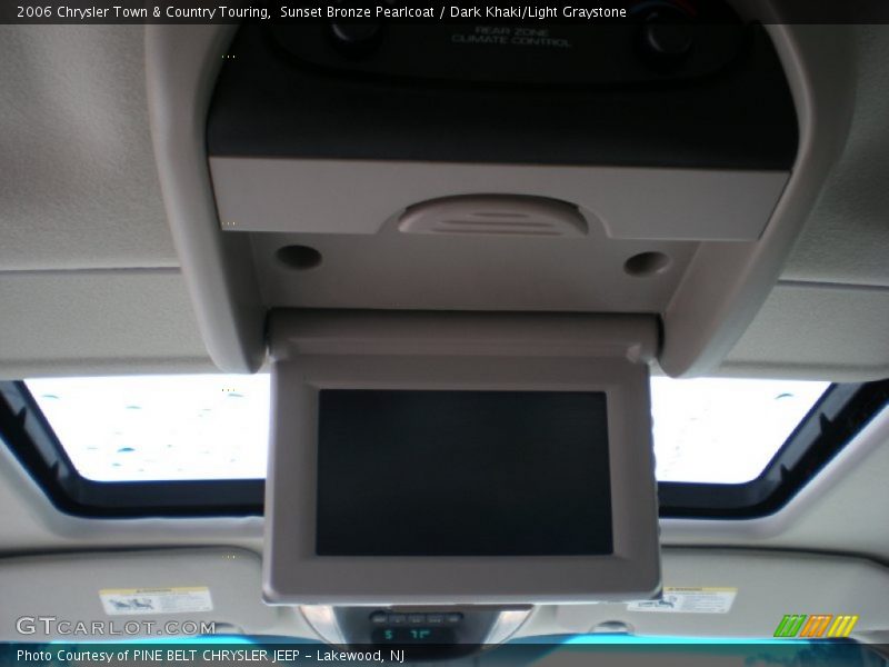 Sunset Bronze Pearlcoat / Dark Khaki/Light Graystone 2006 Chrysler Town & Country Touring