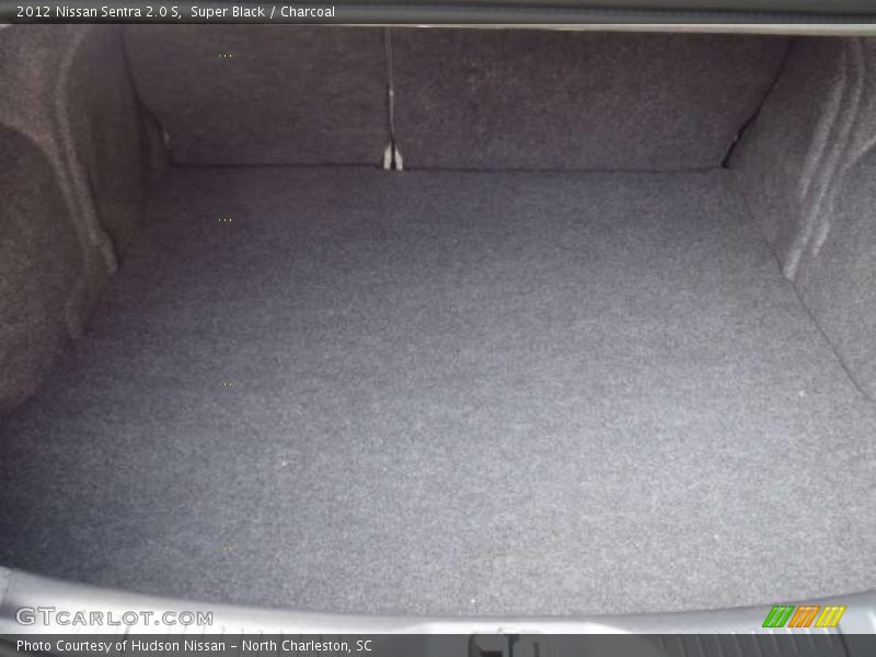 Super Black / Charcoal 2012 Nissan Sentra 2.0 S