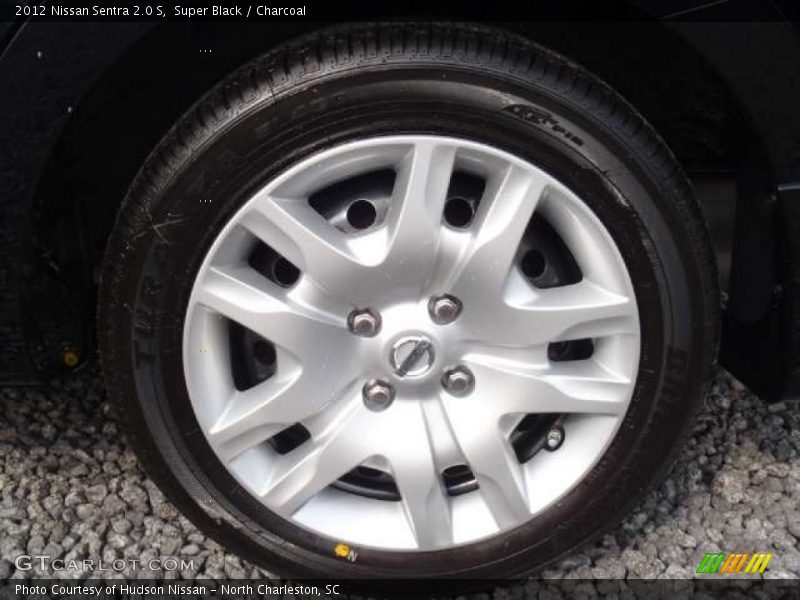 Super Black / Charcoal 2012 Nissan Sentra 2.0 S