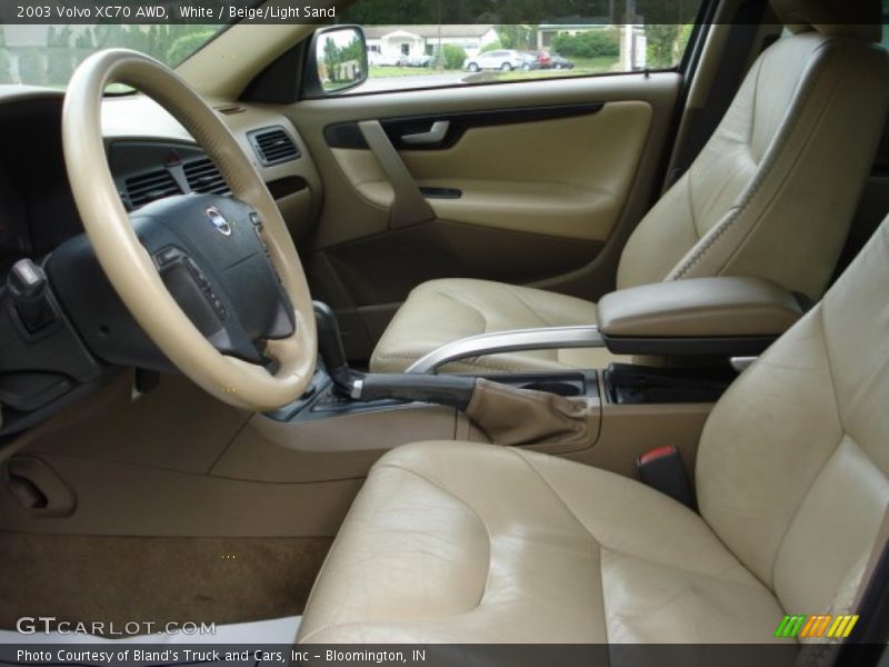  2003 XC70 AWD Beige/Light Sand Interior