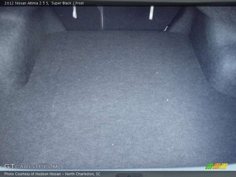 Super Black / Frost 2012 Nissan Altima 2.5 S